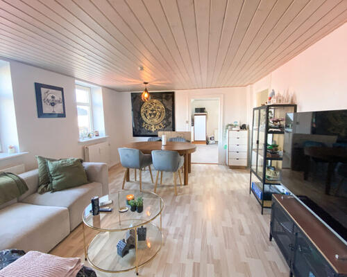 Hyggelig og rummelig 3-værelses lejlighed