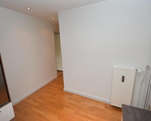 Lys lejlighed med to værelser i Aalborg Vestby