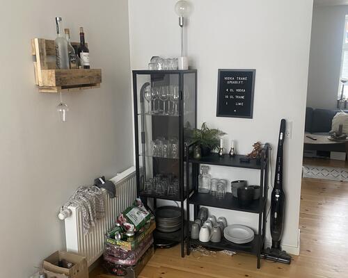 *Perfekt dele lejlighed. Tæt på by, indkøb og tog stationen - mulighed for indskudsfri via vores samarbejdspartner.