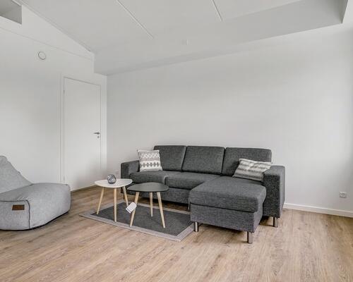 Lejlighed med altan og gode p-muligheder