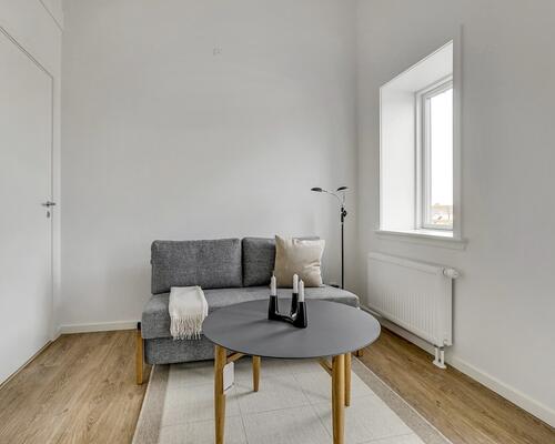 Lejlighed med altan og gode p-muligheder