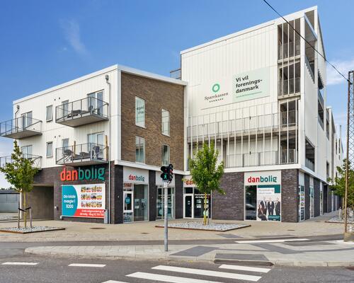 Lejlighed med altan og gode p-muligheder