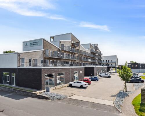 Lejlighed med altan og gode p-muligheder