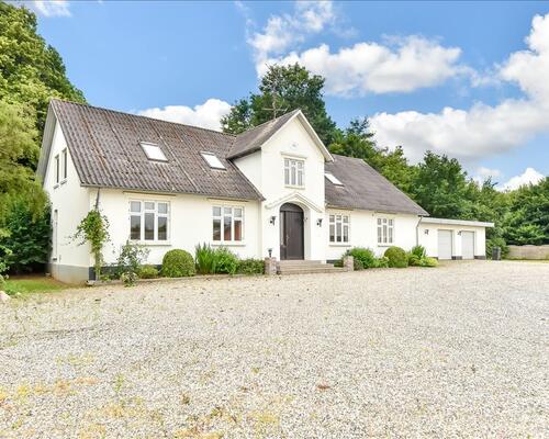 10 værelses hus i Jelling