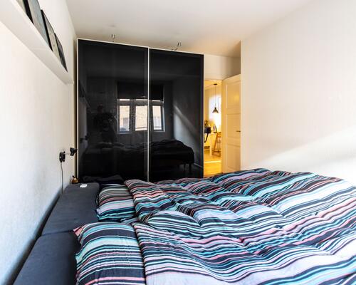 Flot, stor lejlighed et stenkast fra Vejle centrum