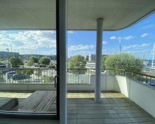 Skøn Tuborg lejlighed med vandudsigt.