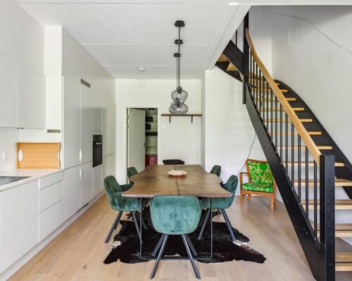 Skønt nyere møbleret rækkehus til udlejning 1 år fra 15/4.