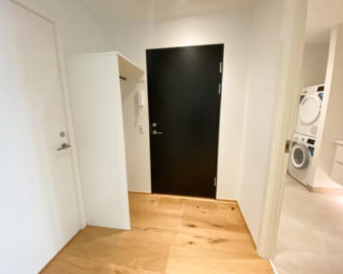 Nybygget og rummelig 3-værelses lejlighed i fantastiske omgivelser