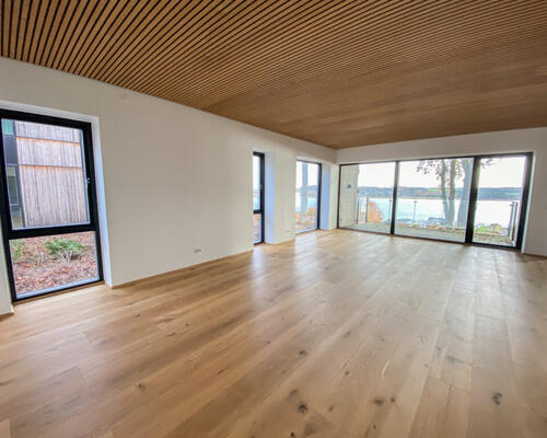 Eksklusiv 3-værelses lejlighed med altan og fantastisk udsigt