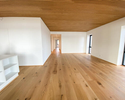 Eksklusiv 3-værelses lejlighed med altan og fantastisk udsigt