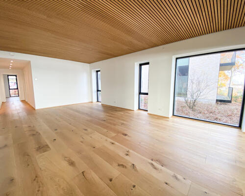 Eksklusiv 3-værelses lejlighed med altan og fantastisk udsigt