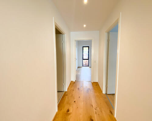 Eksklusiv 3-værelses lejlighed med altan og fantastisk udsigt