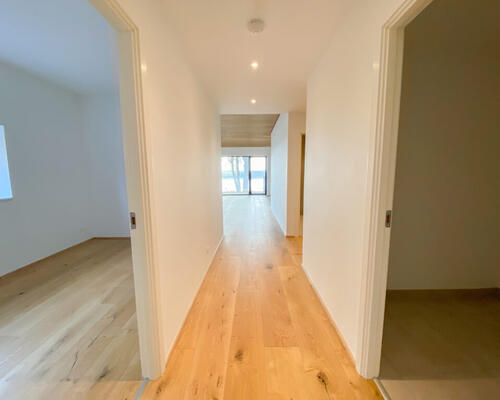 Eksklusiv 3-værelses lejlighed med altan og fantastisk udsigt