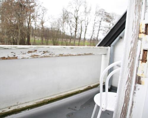 Lys 2 vær. med altan