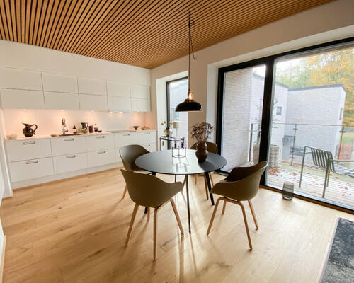 Lækker 2-værelses lejlighed i skønne omgivelser