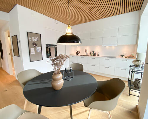 Lækker 2-værelses lejlighed i skønne omgivelser