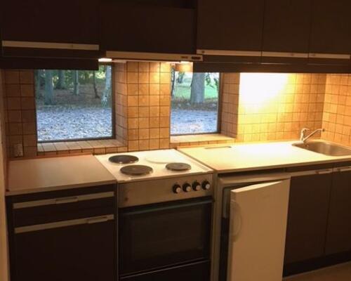 God 2. værelses lejlighed i stueetagen