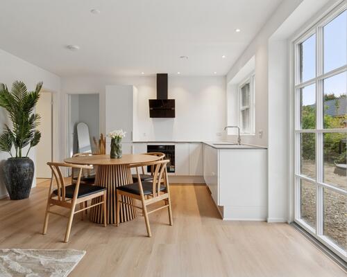 Eksklusive nybyggede lejligheder ved vandet – Lyngvej, Vallensbæk Strand