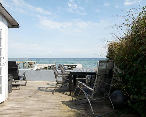 Eksklusivt beliggende villa med direkte adgang til Øresund – Lars Carls Vej, Taarbæk