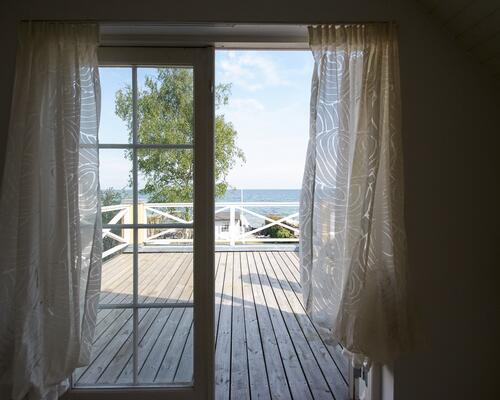 Eksklusivt beliggende villa med direkte adgang til Øresund – Lars Carls Vej, Taarbæk