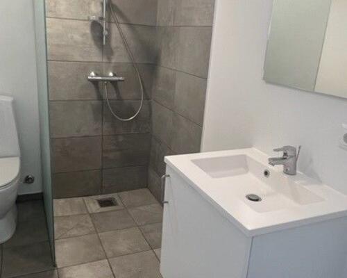 Hyggelig 3 værelses med lille østvendt terrasse/have