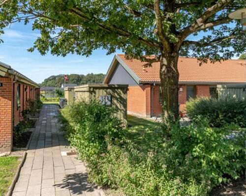 1 værelses hus i Hovedgård