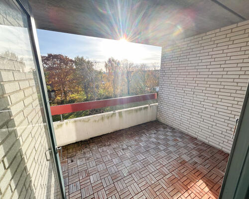 Lys og dejlig 2-værelses lejlighed med terrasse