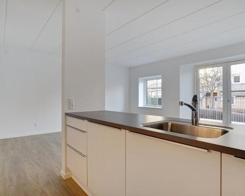 Funktionelt rækkehus udlejes i Højbjerg.