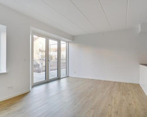 Funktionelt rækkehus udlejes i Højbjerg.