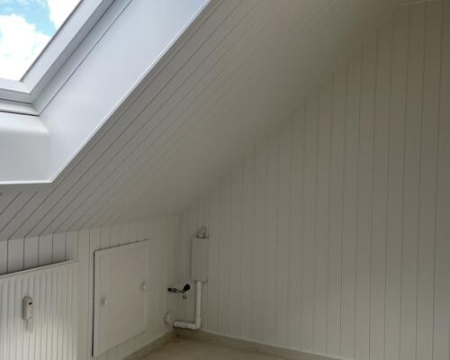 Hyggelig og rummelig stor lejlighed