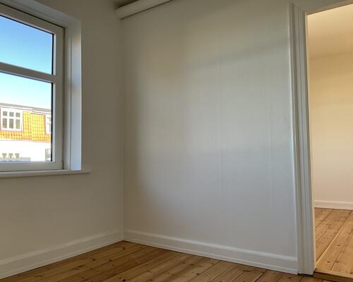 Flot lys istandsat 4-vær. lejlighed