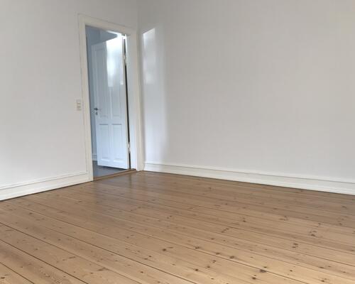 Rigtig stor og flot 3-værelses lejlighed