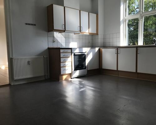 Rigtig stor og flot 3-værelses lejlighed