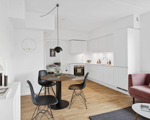 Moderne, lys og rummelig 2-værelses lejebolig