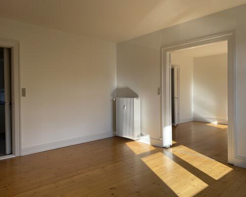 Flot lys istandsat 4-vær. lejlighed