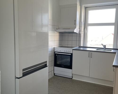 Flot lys istandsat 4-vær. lejlighed