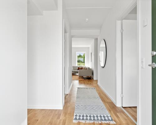 Skøn nybygget 4-værelses med egen have