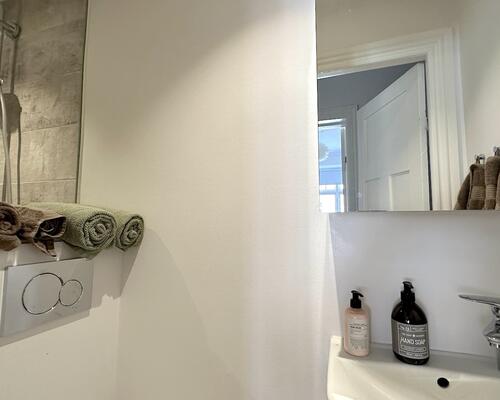 Charmerende møbleret lejlighed på Frederiksberg