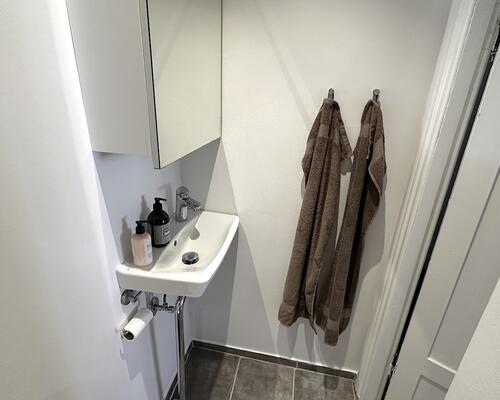 Charmerende møbleret lejlighed på Frederiksberg