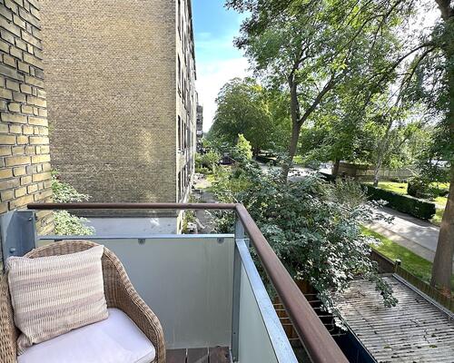 Charmerende møbleret lejlighed på Frederiksberg