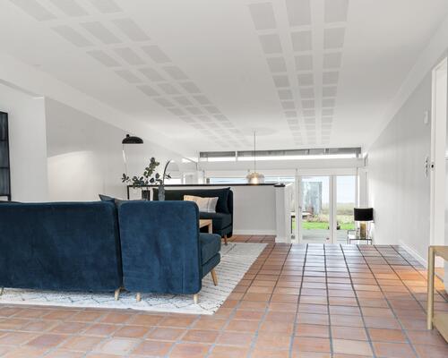 Arkitekttegnet kvalitetsvilla med storslået udsigt.