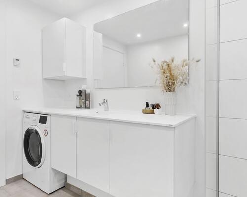 Lækker nyopført 3-vær. lejlighed med egen terrasse i Hasselager.