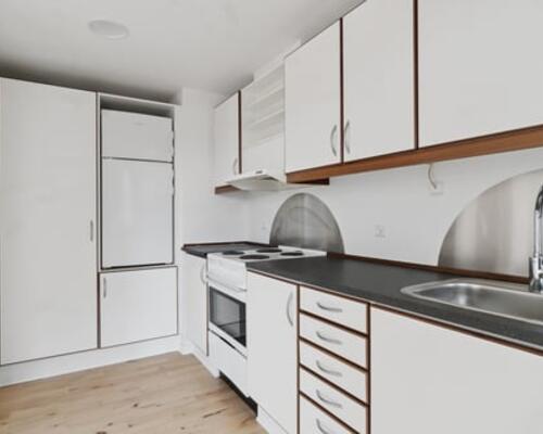 Stor og velholdt 2-værelses centralt i Fredericia