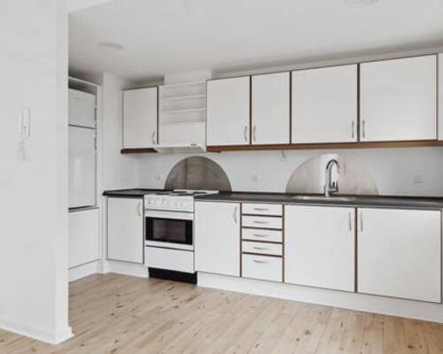 Stor og velholdt 2-værelses centralt i Fredericia