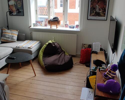 Charmerende 2. værelses lejlighed