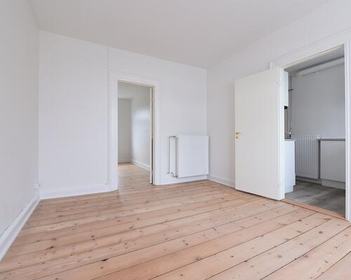 Istandsat 3-vær med nyt køkken og bad i centrum af Odder