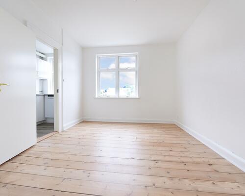 Istandsat 3-vær med nyt køkken og bad i centrum af Odder