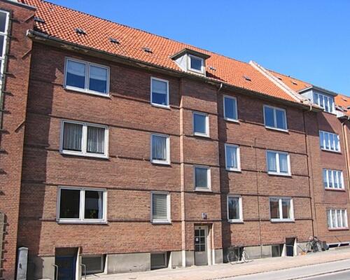 2 værelses – Palnatokesvej 29 kld. th. – Odense C