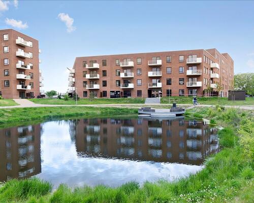 2 vær. med altan og mulighed for parkering - Lokesvej