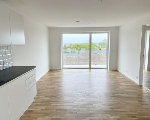 4 vær. rækkehus udlejes